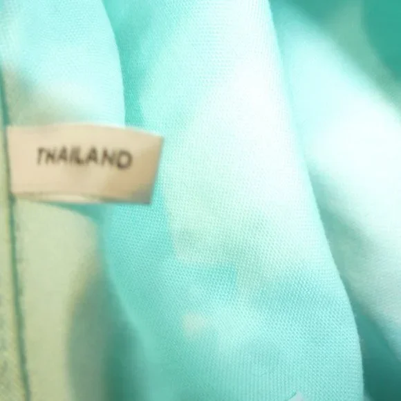 Foxcroft Button- front ,Crisp, Easy-Care, Non-Iron Cotton Shirt Sz 4 - Picture 6 of 10